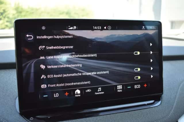 Škoda Enyaq (2022) thumbnail 22