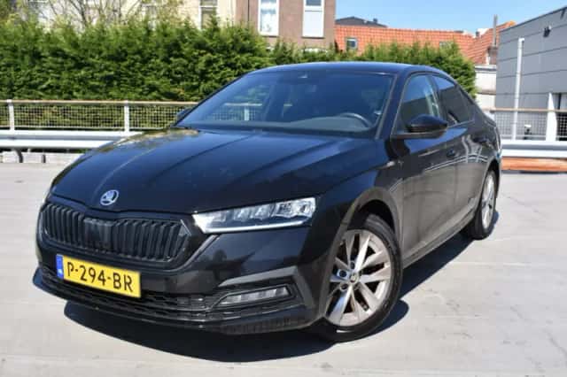 Škoda Octavia (2022) thumbnail 1