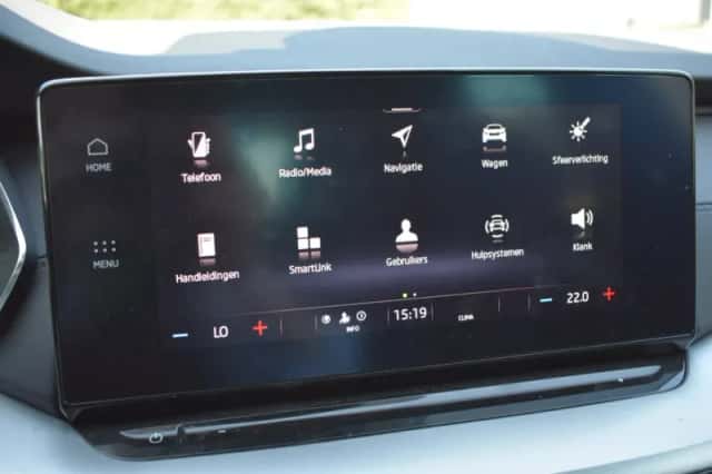 Škoda Octavia (2022) thumbnail 18