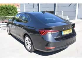 Škoda Octavia (2022) thumbnail 3