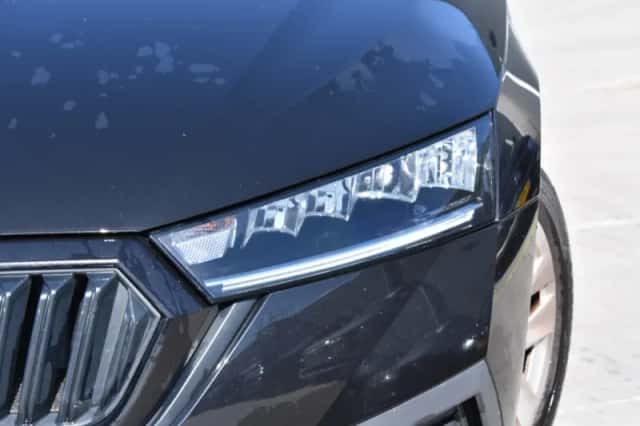 Škoda Octavia (2022) thumbnail 5