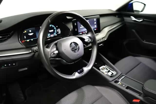 Škoda Octavia (2022) thumbnail 17