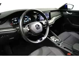 Škoda Octavia (2022) thumbnail 17