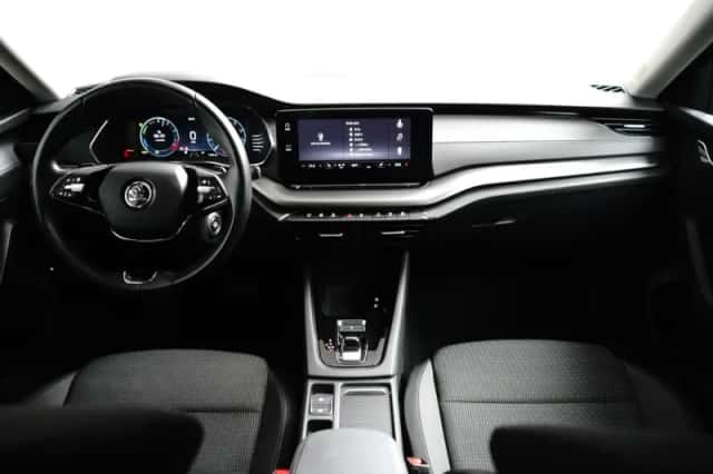 Škoda Octavia (2022) thumbnail 9