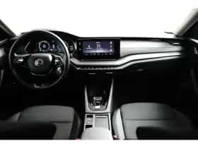 Škoda Octavia (2022) thumbnail 9