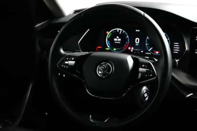 Škoda Octavia (2022) thumbnail 10