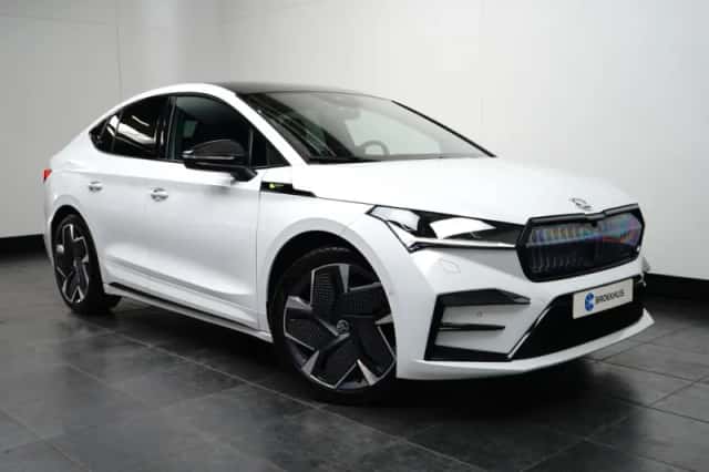 Škoda Enyaq (2022) thumbnail 3