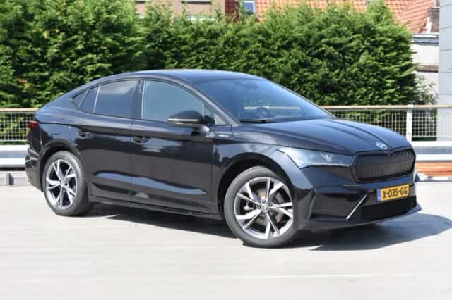 Škoda Enyaq (2023) thumbnail 2