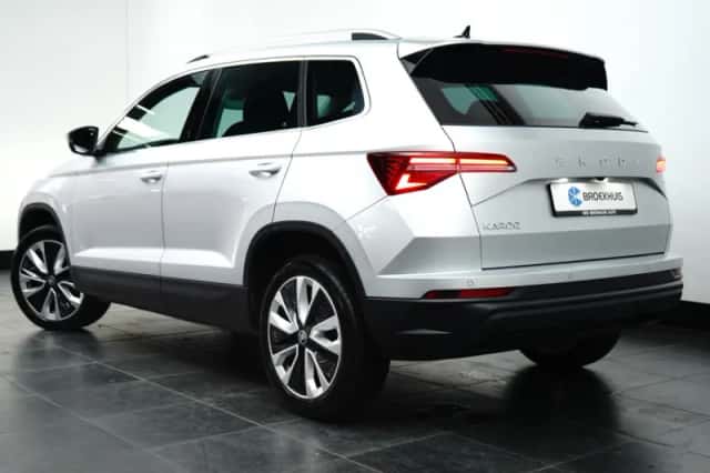 Škoda Karoq (2025) thumbnail 2