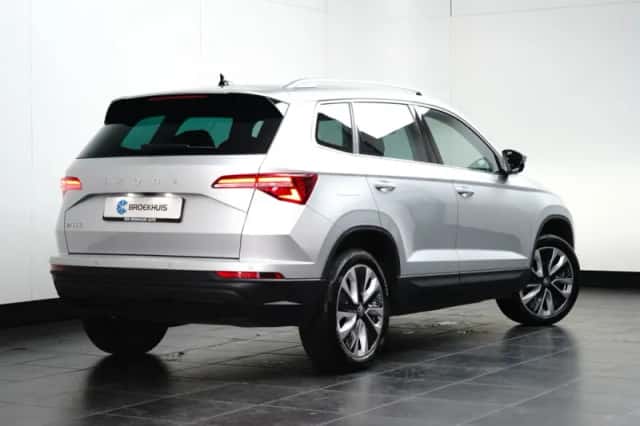 Škoda Karoq (2025) thumbnail 4