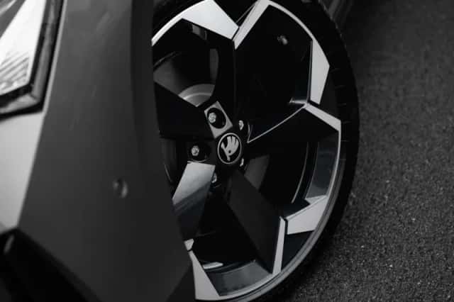 Škoda Superb (2025) thumbnail 6