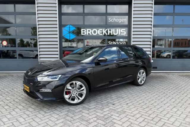 Škoda Octavia (2022) thumbnail 1