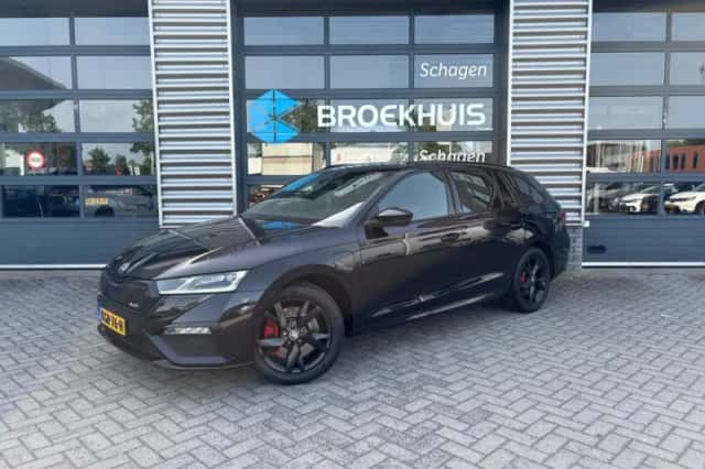 Škoda Octavia (2022) thumbnail 1
