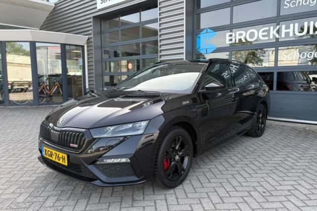 Škoda Octavia (2022) thumbnail 2