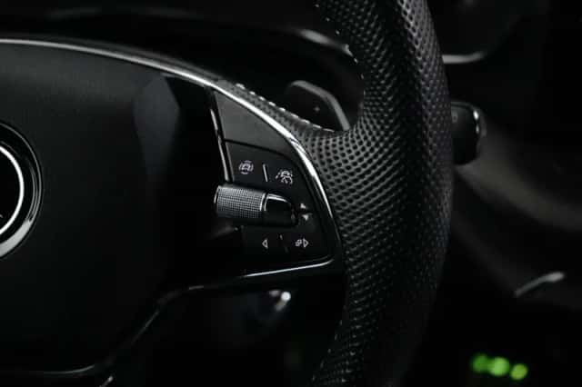 Škoda Octavia (2022) thumbnail 16