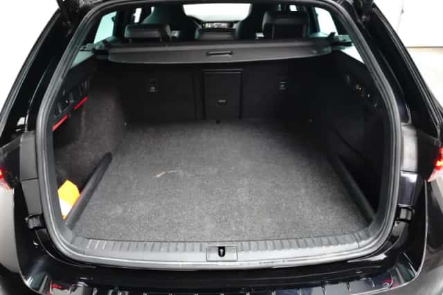 Škoda Octavia (2022) thumbnail 18