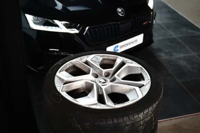 Škoda Octavia (2022) thumbnail 36