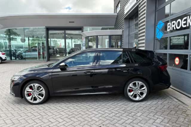 Škoda Octavia (2022) thumbnail 6