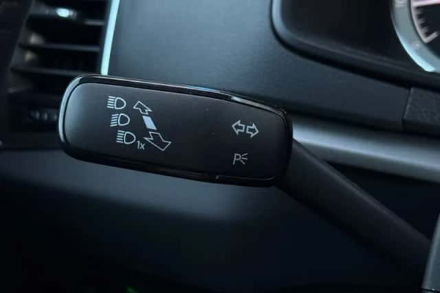 Škoda Karoq (2021) thumbnail 16
