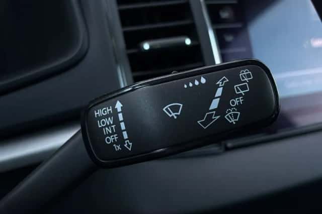 Škoda Karoq (2021) thumbnail 18