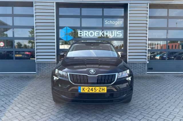 Škoda Karoq (2021) thumbnail 3