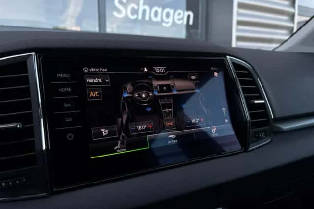 Škoda Karoq (2021) thumbnail 30