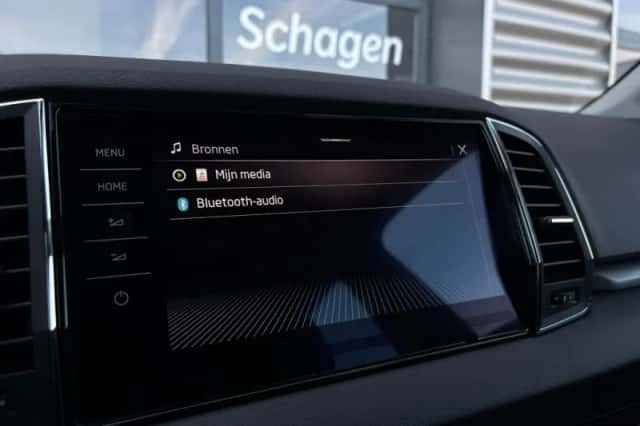 Škoda Karoq (2021) thumbnail 32