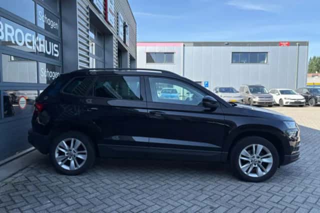 Škoda Karoq (2021) thumbnail 5