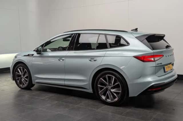 Škoda Enyaq (2022) thumbnail 3