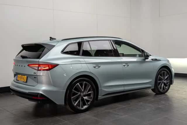 Škoda Enyaq (2022) thumbnail 4