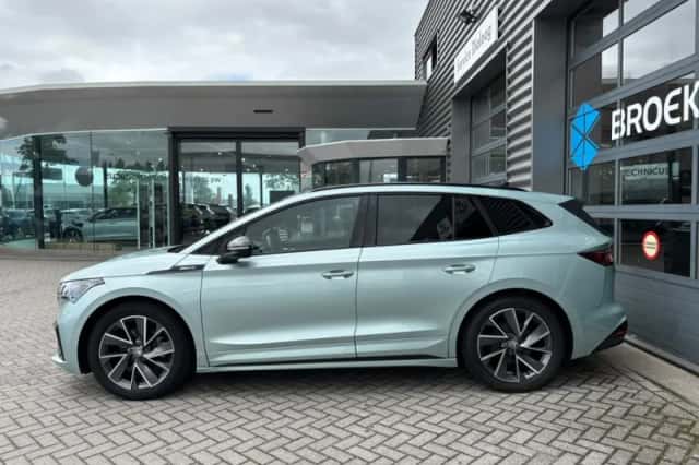 Škoda Enyaq (2022) thumbnail 6
