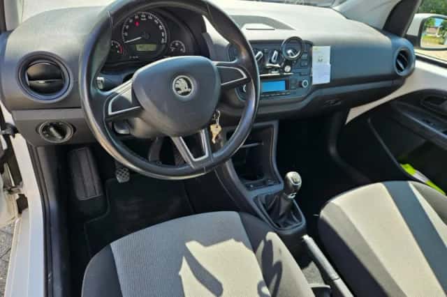 Škoda Citigo (2014) thumbnail 5
