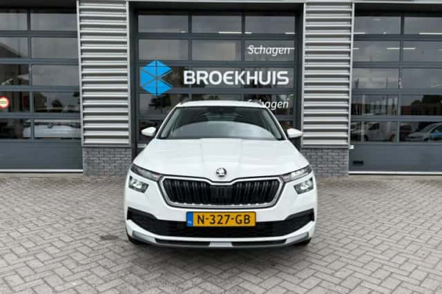 Škoda Kamiq (2021) thumbnail 3