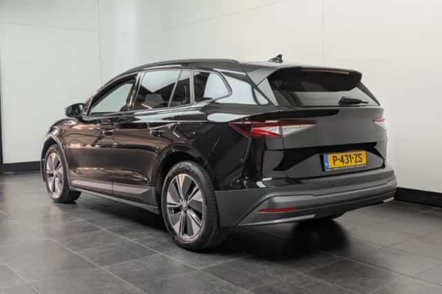Škoda Enyaq (2022) thumbnail 3