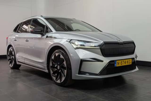Škoda Enyaq (2021) thumbnail 2