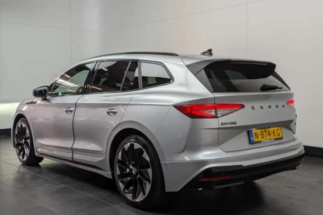 Škoda Enyaq (2021) thumbnail 3