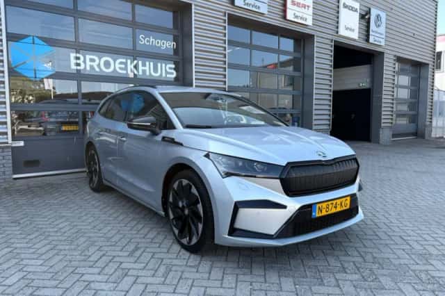 Škoda Enyaq (2021) thumbnail 4
