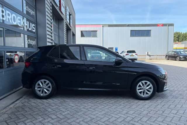 Škoda Fabia (2024) thumbnail 5