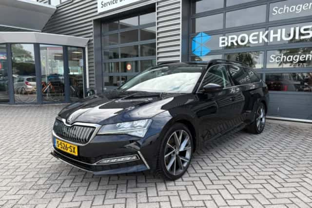 Škoda Superb (2020) thumbnail 2