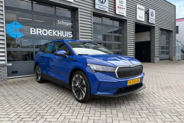 Škoda Enyaq (2022) thumbnail 4
