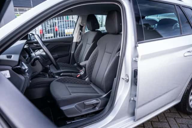 Škoda Kamiq (2023) thumbnail 23