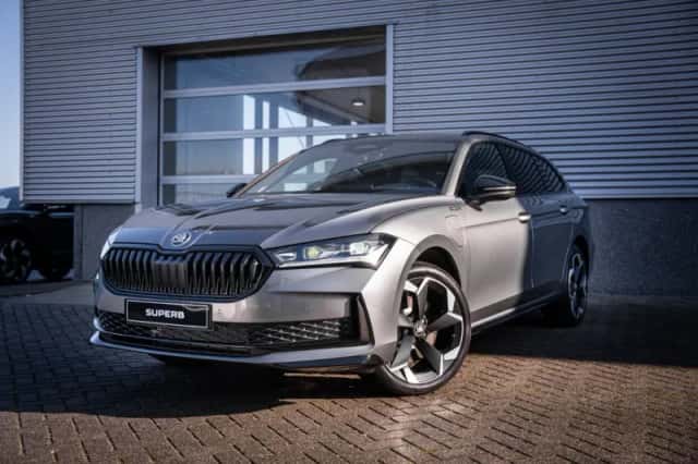 Škoda Superb (2026) thumbnail 5