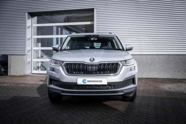 Škoda Kodiaq (2023) thumbnail 3