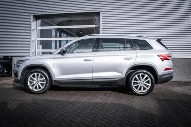 Škoda Kodiaq (2023) thumbnail 5