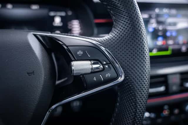 Škoda Kamiq (2023) thumbnail 17