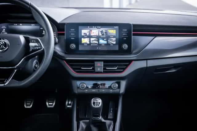 Škoda Kamiq (2023) thumbnail 30
