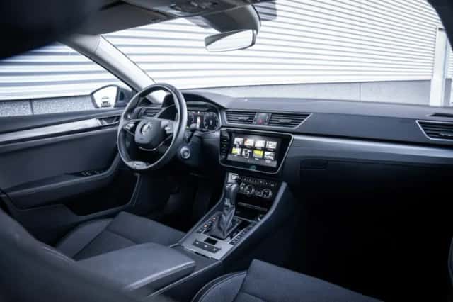 Škoda Superb (2022) thumbnail 19