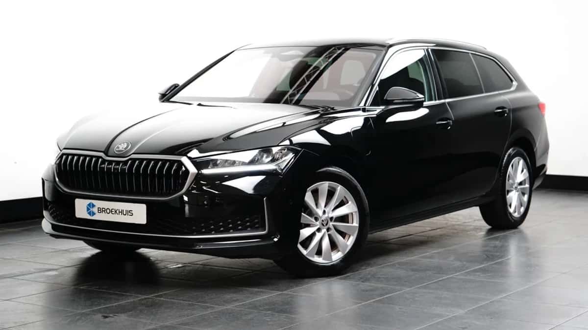 Škoda Superb (2025) — foto 1