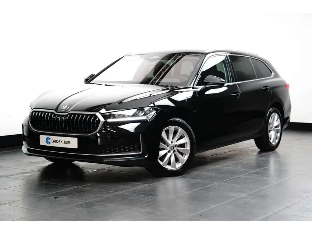 Škoda Superb (2025) — foto 1