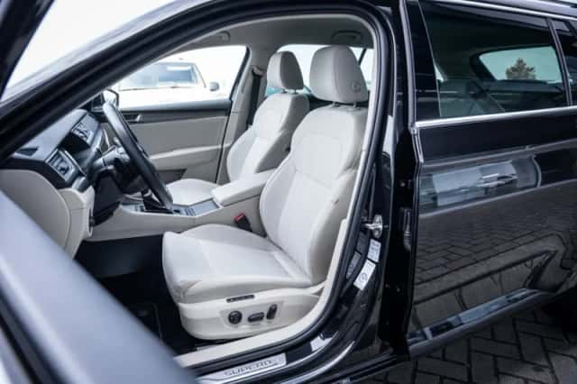 Škoda Superb (2022) thumbnail 15